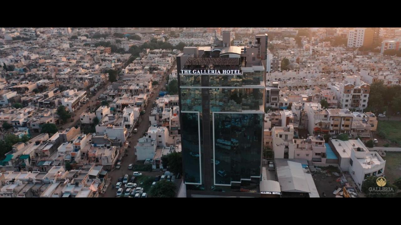 The Galleria Hotel Rajkot Buitenkant foto